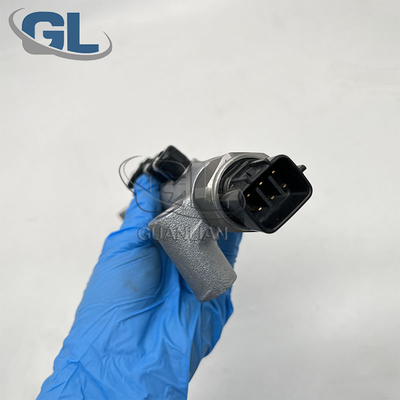 Le système de décharge de gaz à effet de serre de haute qualité est adapté à TOYO TA Hilux Hiace 2KD-FTV 23810-0L011 095440-1701