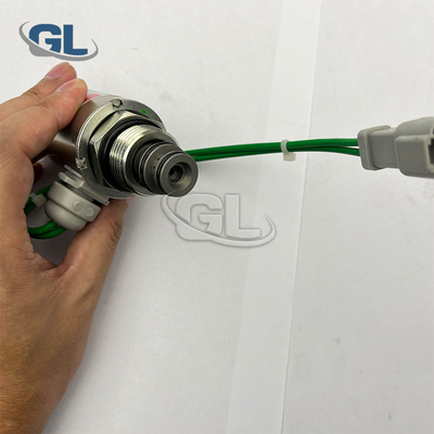Le régulateur de pression du carburant doit être équipé d'une soupape solénoïde de régulation 154-3064 pour le CAT 140H 140H ES 140H NA 160H NA 160K 163H