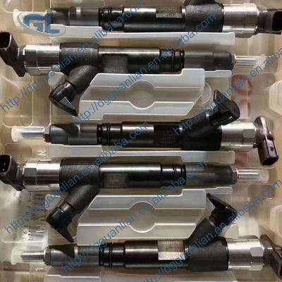 Injecteur commun diesel véritable 5365904 de rail 095050-1040 0950501040 pour le moteur de Cummins ISB5.9 QSB5.9