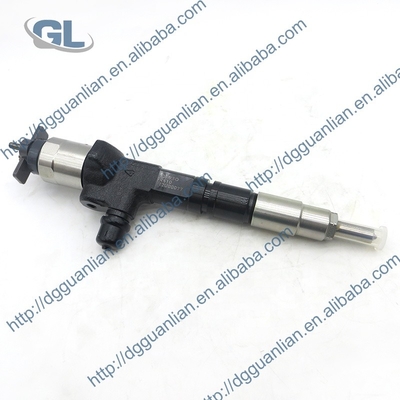 Injecteur piézo-électrique 095000-7510 de rail commun véritable 095000-7511 095000-7512 1G410-53050 1G410-53051 pour KUBOTA V6108