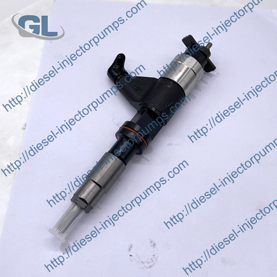 Injecteur de carburant commun diesel original de rail 095000-8940 pour JOHN DEERE 4045T RE543266